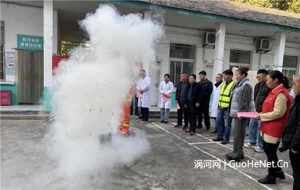 花戲樓街道：消防來演練 生命不“烤”驗
